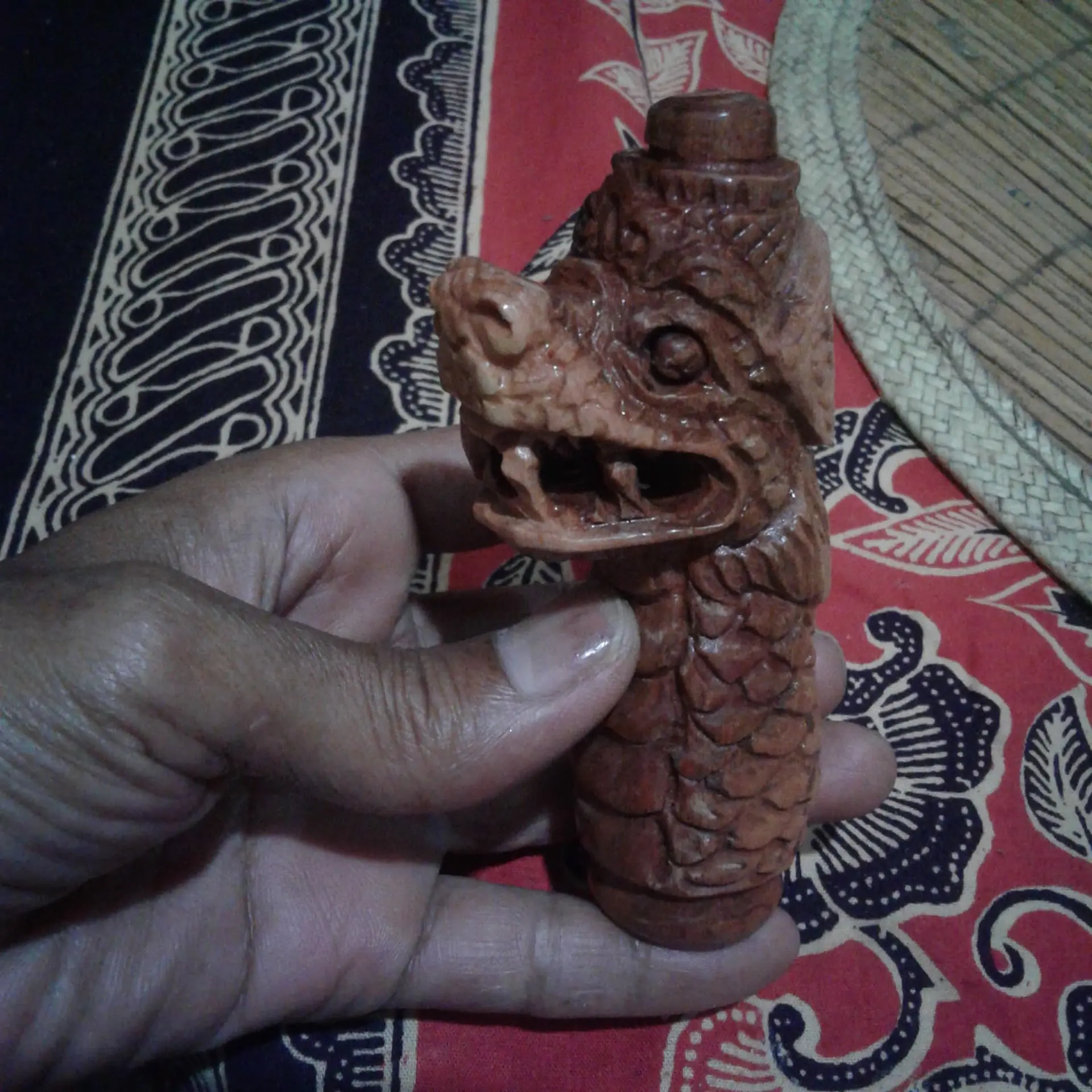 HANDEL KERIS UKIR RAJA NAGA