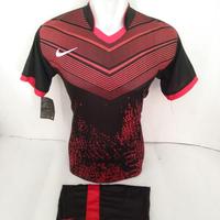Gambar Baju futsal Terbaru Hitam Merah Terlaris dari SNIEPS.CO Kab. Pati 1 Tokopedia