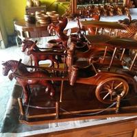 Gambar hiasan meja andong dari kayu jati dari handycraf jati blora Kab. Blora 1 Tokopedia