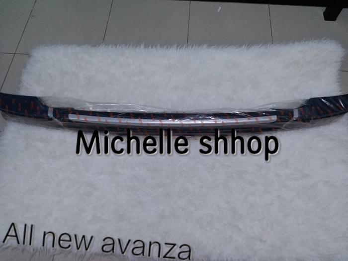 Gambar pengaman bumper bemper belakang all new avanza list silver dari sensen variasi mobil Kota Administrasi Jakarta Barat Tokopedia