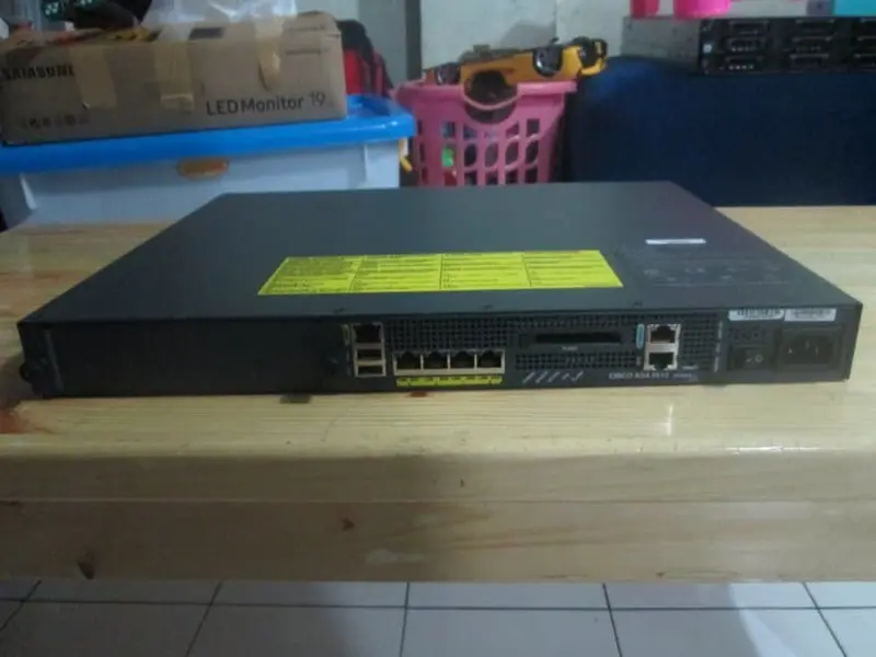Firewall Cisco ASA 5510 Dengan Base License Dan Security Plus License 1