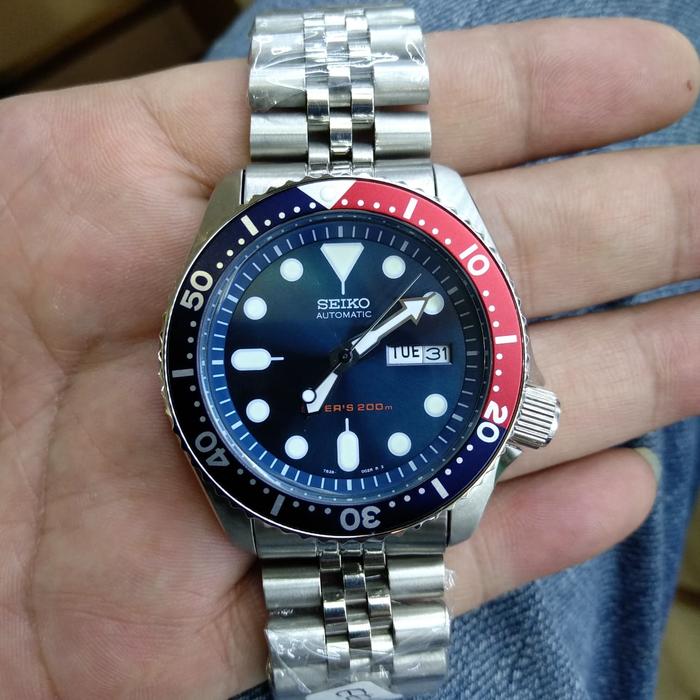 Gambar jam tangan seiko diver rubber prem dari lily olshoop86 Jakarta Utara Tokopedia