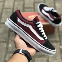 Gambar sepatu pria vans oldskool//sepatu sport casual pria dari anugrah_sport Jakarta Selatan 2 Tokopedia