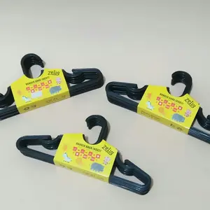 hanger anak zelig hitam