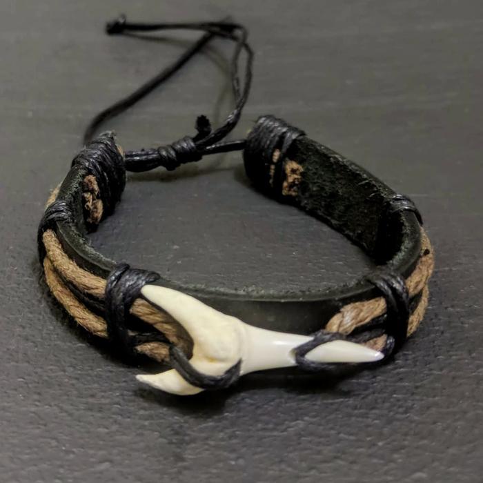 Gambar Gelang Tali kulit Gigi Hiu Kualitas Ekspor - Cokelat dari Gelang Etnik Kab. Jember 3 Tokopedia