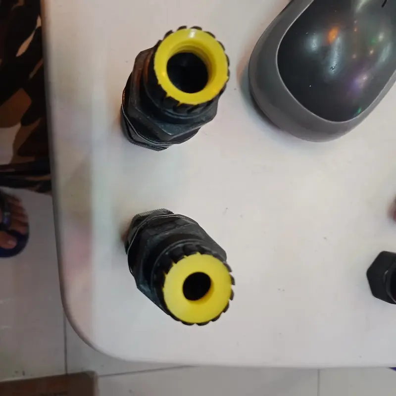 Karet Gland Rubber Connector Y & T Dan Junction box Max Dim kabel 14mm 3