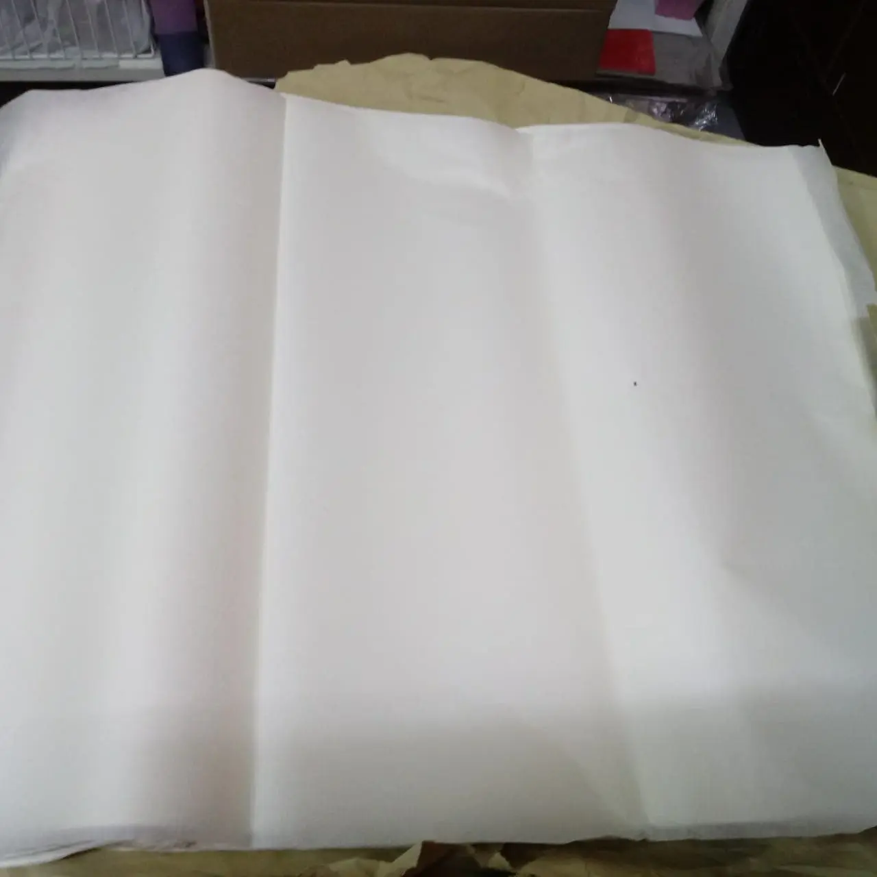 kertas singkong 500 gr. uk 50cm x 65 cm