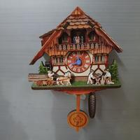 Gambar cuckoo clock / Jam dinding / Souvenir / Pajangan dari mitra-led Kota Administrasi Jakarta Selatan 1 Tokopedia