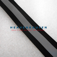 Gambar Pita Skotlet Scotlight Scotlite Reflective Kain 2,5 cm Hitam - Silver dari Heaven Kaufen Kota Malang 5 Tokopedia