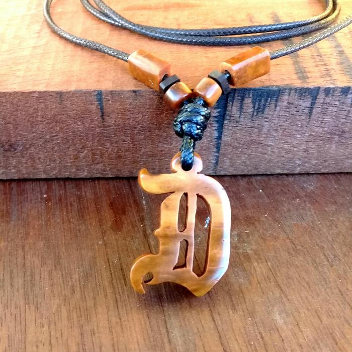 Gambar kalung kokah inisial tali korea dari kokah art Kab. Banjar Tokopedia