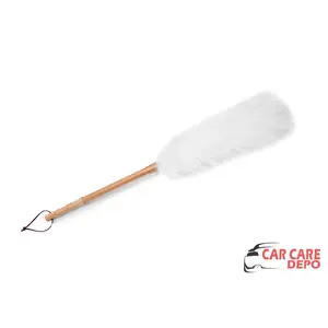 Kemoceng Interior ( bahan bulu domba halus dan lembut )