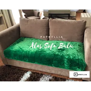 Krucils - Alas Sofa Bulu Rasfur Ukuran 150x100cm ( Hijau Tua )