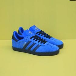 adidas gazelle silver green womens adidas Originals Women's Gazelle Indoor