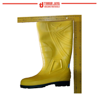 Gambar sepatu boot petrova kuning / safety boot petrova dari TOKO BESI TIMUR JAYA. Kota Bandung 2 Tokopedia