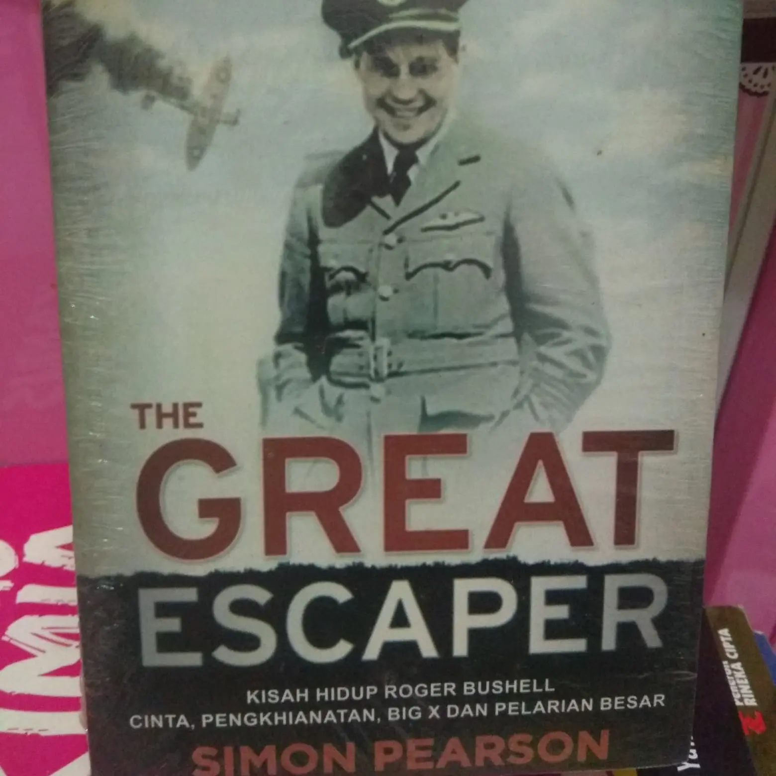 The Great Escaper Kisah Hidup Roger Bushell Cinta Penghianatan