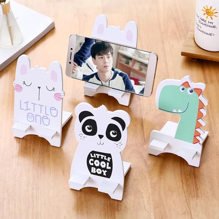 Gambar Phone Stand Wood Cartoon Penyangga HP Sandaran Dudukan Kayu Tempat HP dari Skylarkshop Kota Administrasi Jakarta Barat Tokopedia