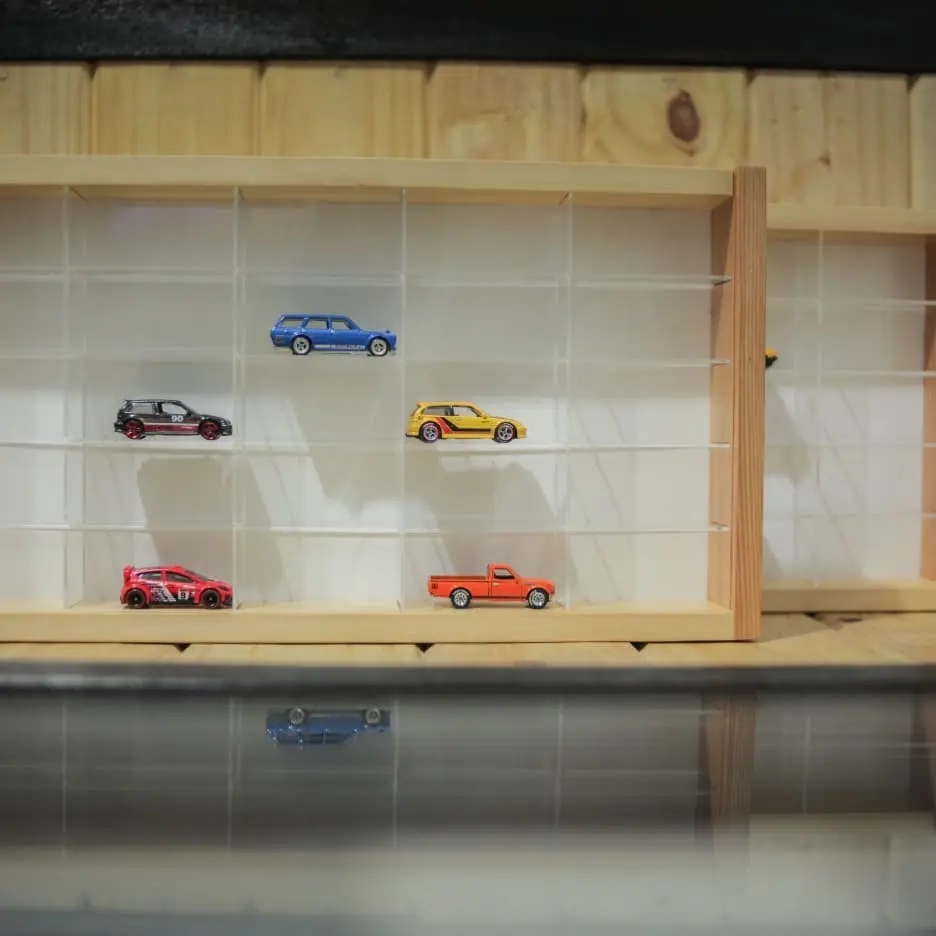 Rak hotwheels isi 25