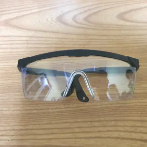 KACAMATA KERJA PELINDUNG MATA UNTUK PENGERJAAN BANGUNAN LENSA BENING
