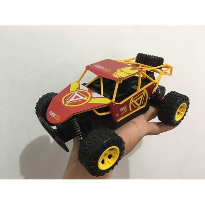 Gambar Mainan Mobil Remot JEEP OFFROAD RC JEEP Remote Control dari Genesys Toys Kota Administrasi Jakarta Barat Tokopedia