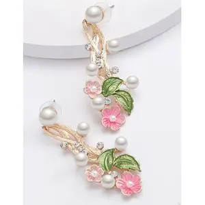 LRC Anting Tusuk Fashion Alloy Diamond And Pearl Flower D81170