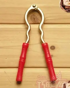 Tang Pemecah Kepiting / Pala / Kenari