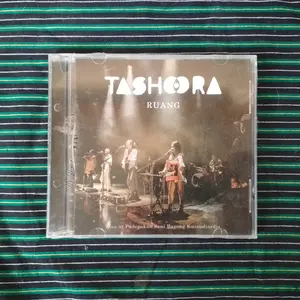 CD Tashoora - ruang