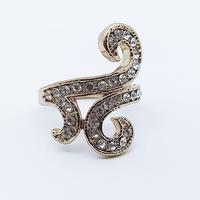 Gambar Cincin Wanita Lapis Emas 18K Kristal Swarovski M2a - VeE Cincin Emas - 17 dari Vee Jewelry Store Kota Bekasi 5 Tokopedia