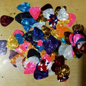 5 pcs pick gitar kerang ukuran 0.46mm