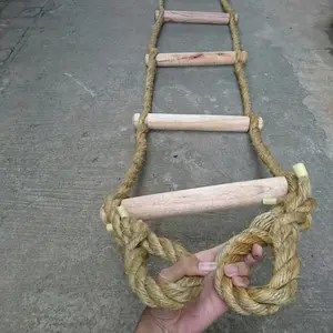 Tangga gantung atau tangga monyet tali manila