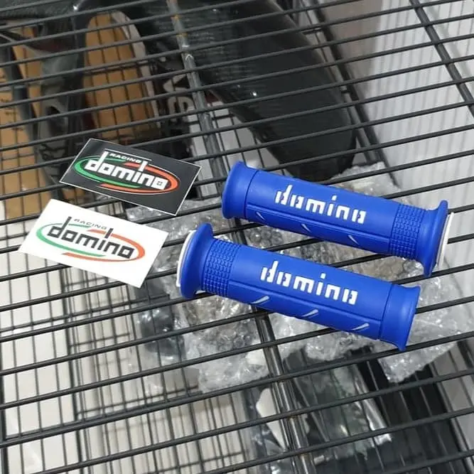 DOMINO Handgrip handfat Supersoft original Blue white / Biru putih