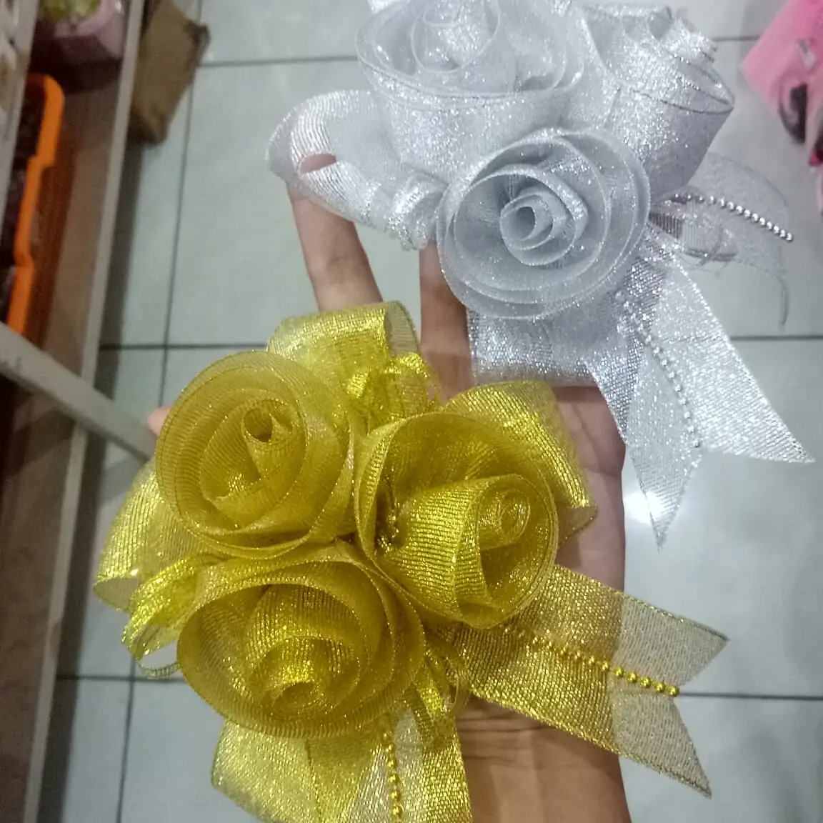 BUNGA PITA SILVER & GOLD - PITA KADO - HIASAN SOUVENIR - HANDMADE DIY