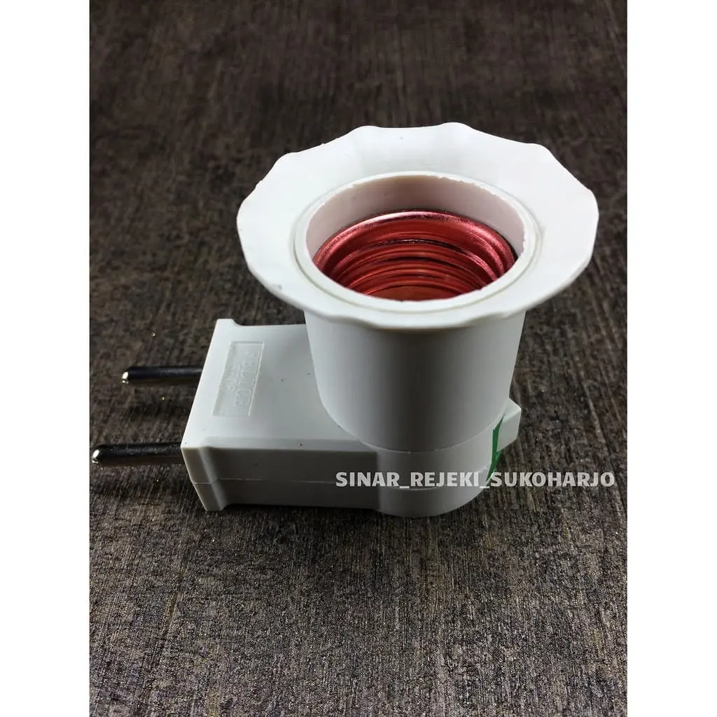 FITTING LAMPU - FITTING COLOK PLUS SAKLAR ON OFF - PUTIH SNI