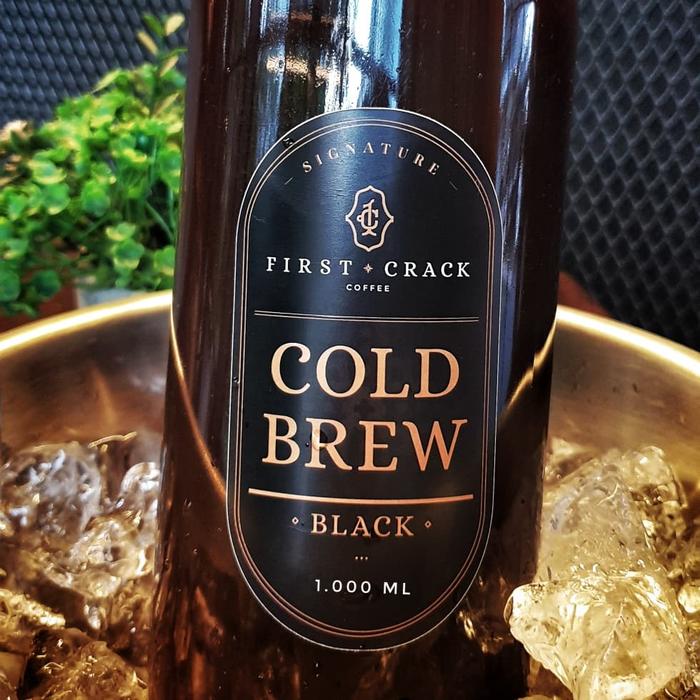 Gambar RTD - Cold Brew 1L - Black dari First Crack Coffee Kota Administrasi Jakarta Utara 4 Tokopedia