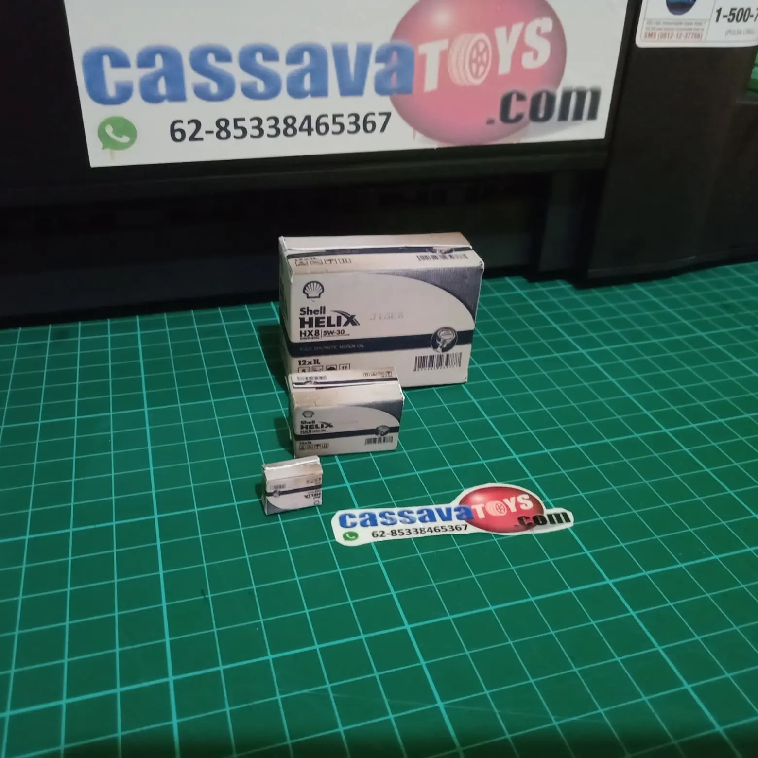 Diorama maket kardus bengkel oli shell