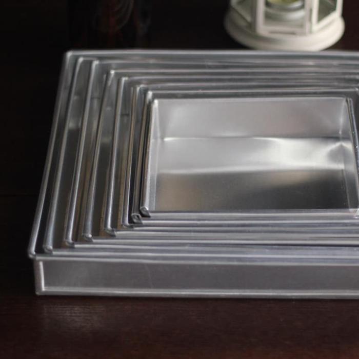 Gambar Loyang Bolu Kotak 28 x 28 x 4 cm Kuat Tebal 8mm Cake Pan Made in Indo dari Kochindo Kota Tangerang Selatan Tokopedia