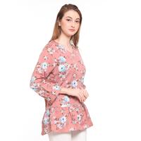 Gambar Basix - Wilfred Flower Printed V-Neck Pink Blouse - Motif Bunga dari Mal Golden Truly Store Kota Administrasi Jakarta Utara 3 Tokopedia