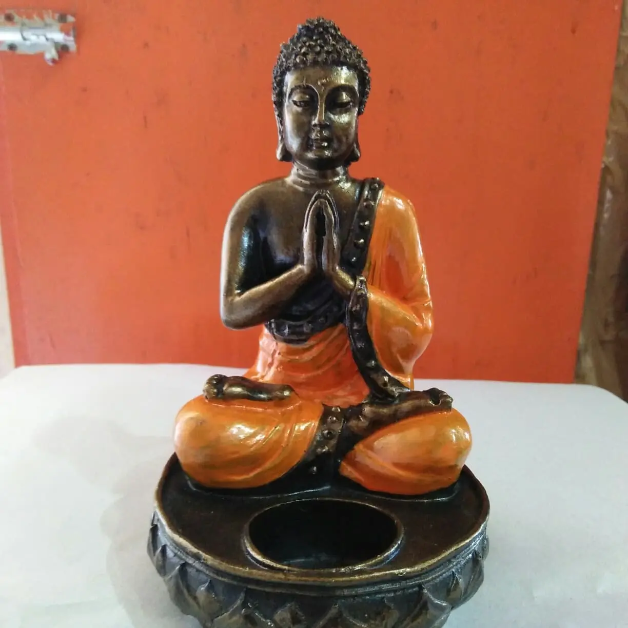 Tempat lilin meditasi Buddha Resin 1