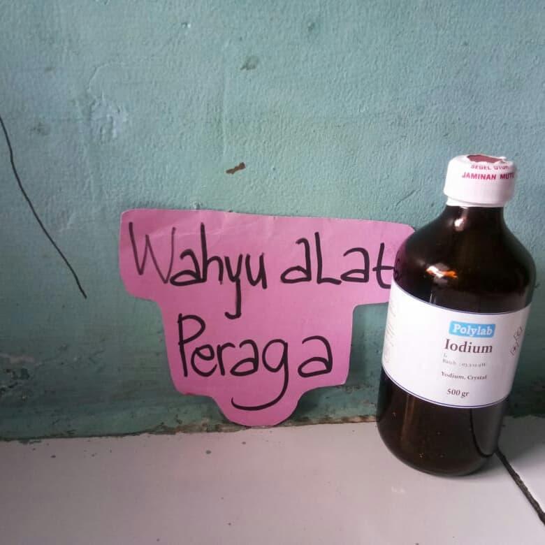 iodine , iodium , yodium kristal teknis