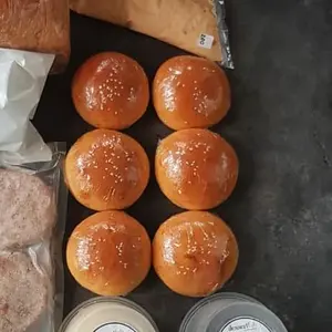Light Brioche Burger Bun 80g