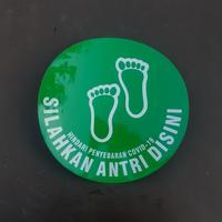 Gambar Stiker Batas Antrian - Model Bulat dari Sahabat Sejasa Kab. Sleman 3 Tokopedia