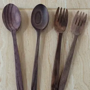 sendok garpu makan dari kayu