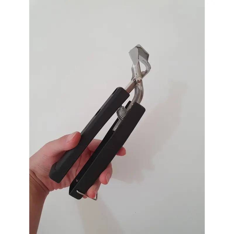 Pencapit/Penjapit Mangkok dan Wajan 4