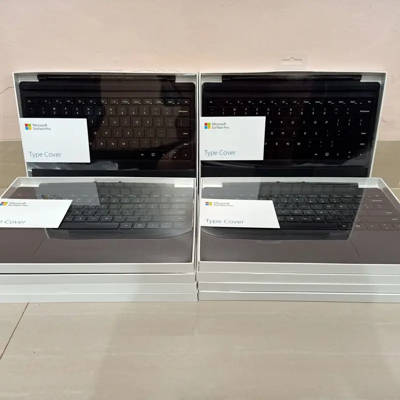 Type Cover Surface Pro 7 Black 1