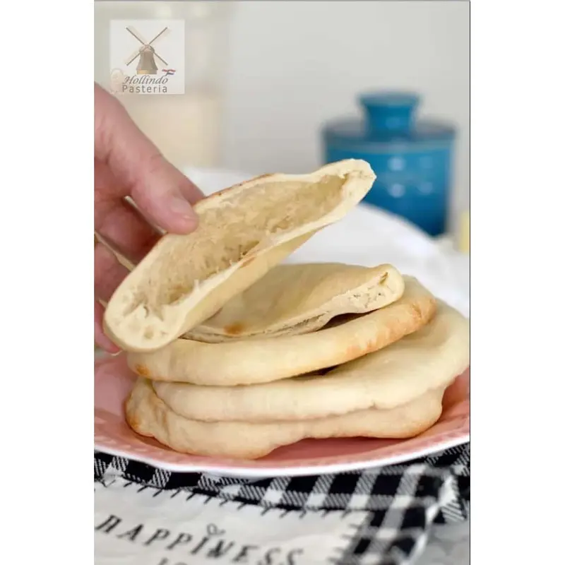 Soft and Fluffy Sourdough Pita Bread six or eight pieces 4