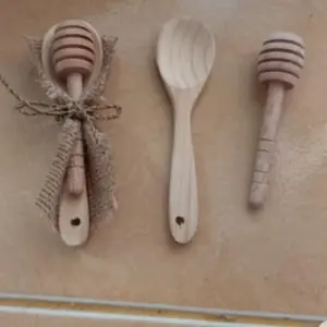 set sendok dan adukan madu