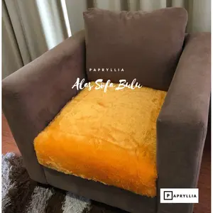 Papryllia - Alas Sofa Bulu Rasfur Ukuran 95x75cm ( Orange )