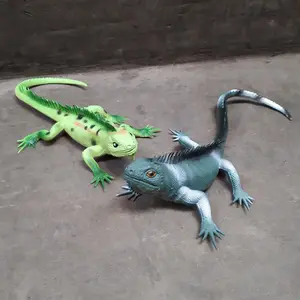MAINAN KADAL IGUANA TOKEK KARET UKURAN BESAR