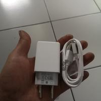Gambar Charger Realme Copotan Realme 2, 2pro, 3, 5 Micro usb Bawaan hp mulus dari omjok Kota Administrasi Jakarta Utara 2 Tokopedia