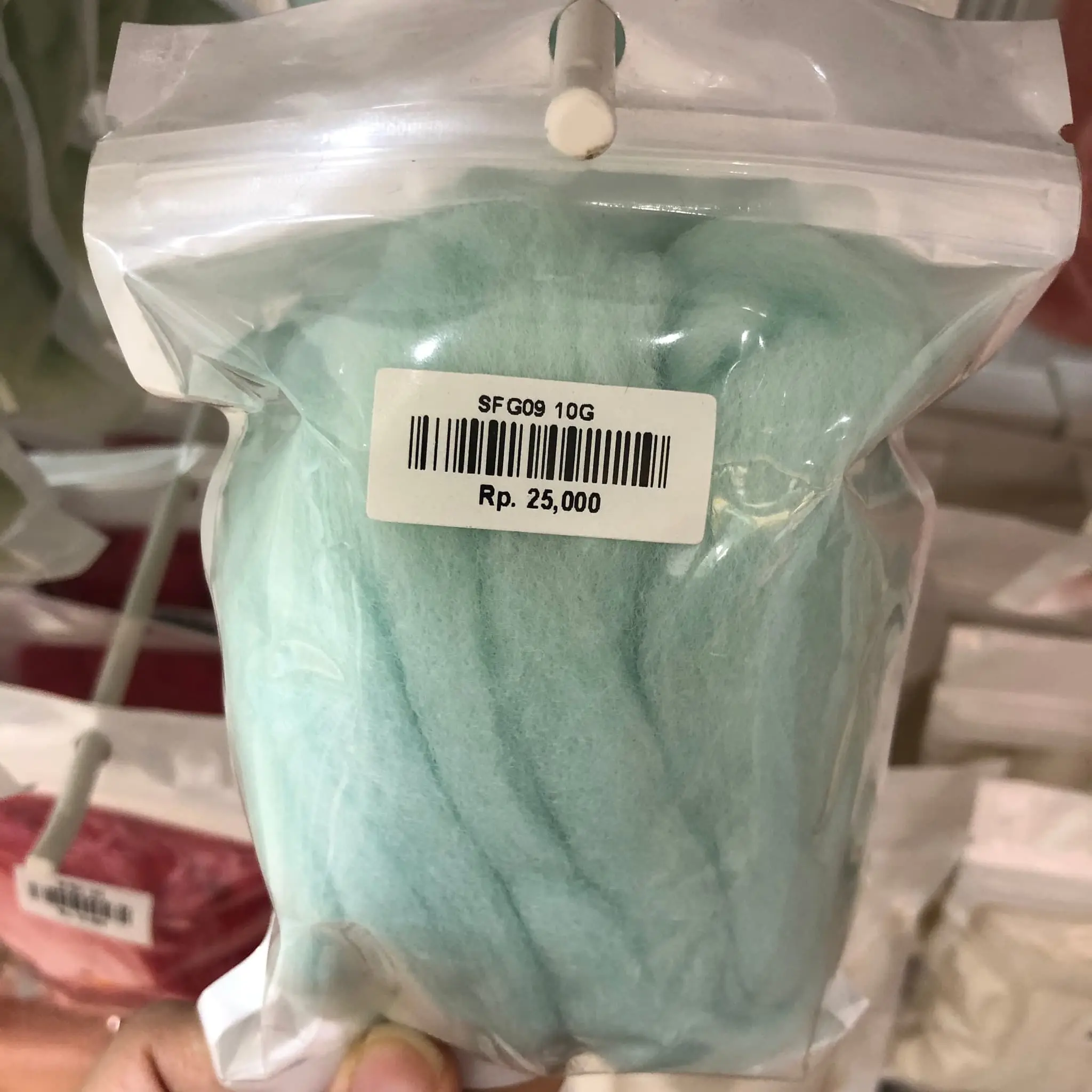 Felt wool roving short fiber SFG09