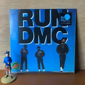 Piringan Hitam / Vinyl Run DMC - Tougher Than Leather